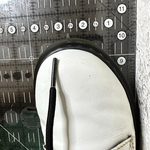 Dr Martens 1460 J Women US 5 White Leather Side Zip Classic 8 Eye Combat Boot - Picture 14 of 14